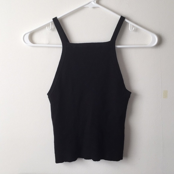 Brandy Melville Tops - Brandy Melville ribbed crop top